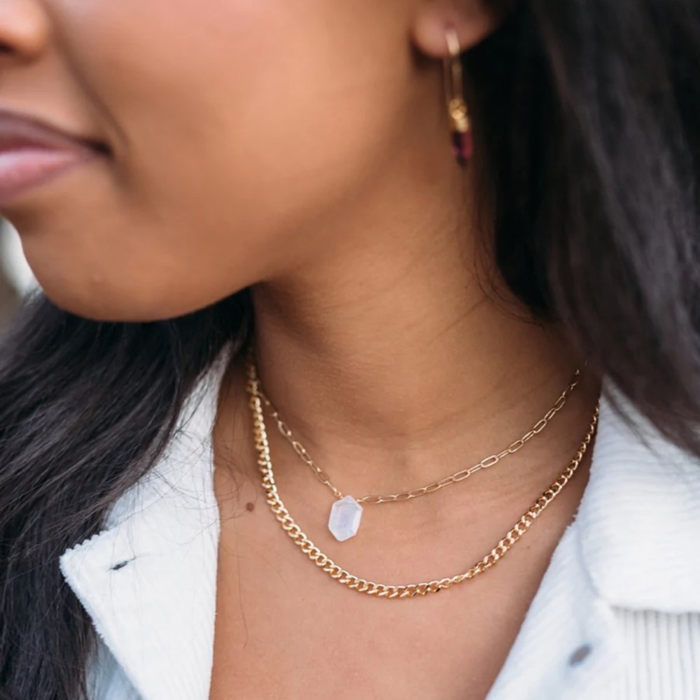 Iridescent Moonstone Gemstone Pendant Choker Necklace - Picture 7 of 8